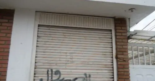 EXOSTOS LATONERIA PINTURA SOLDADURAS EXOSTOS LATONERIA PINTURA SOLDADURAS